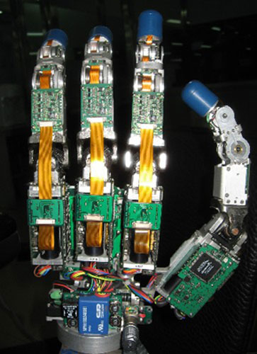大多数机器人灵巧手的内部结构